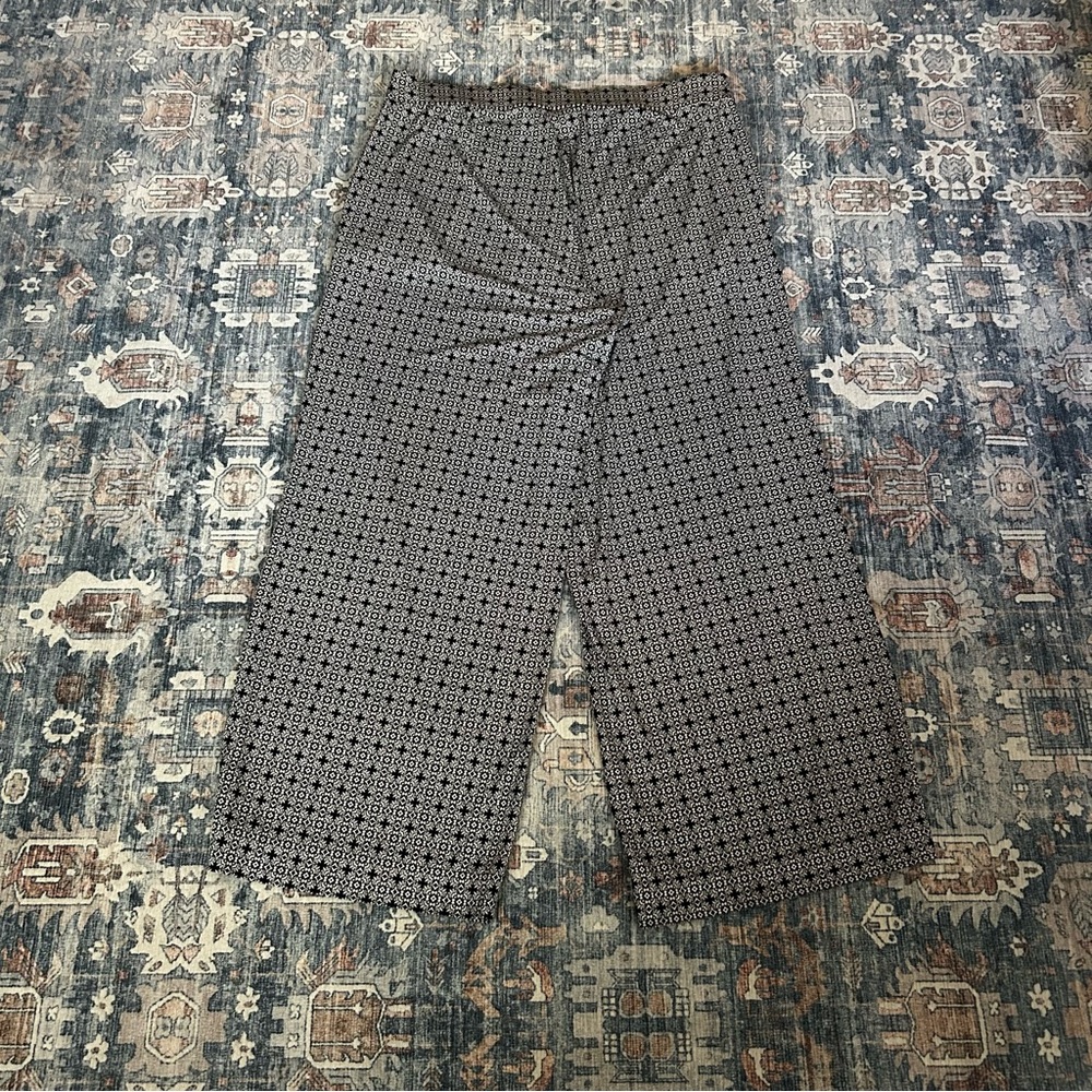 Lane Bryant Black and White Printed Pants - Picture 2 of 7